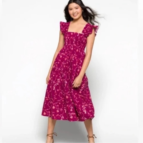Hill House Dresses & Skirts - Hill House Ellie Nap Dress in Burgundy Botanical